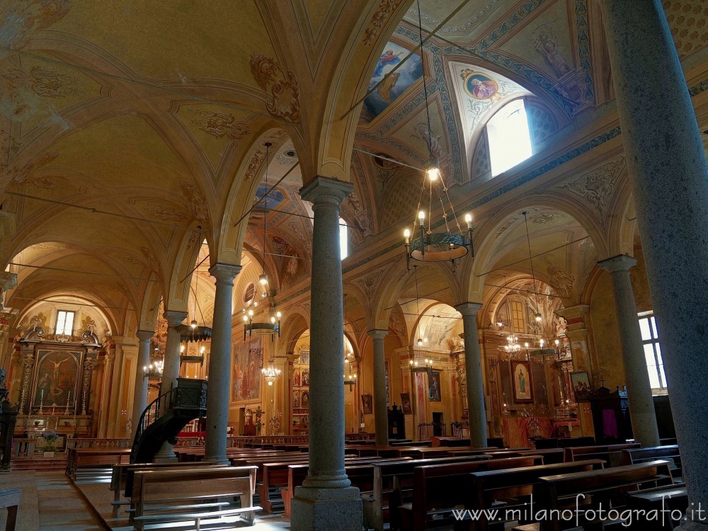 Campiglia Cervo (Biella) - Interni della Chiesa Parrocchiale dei Santi Bernardo e Giuseppe